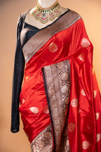 Sthira Intense Black